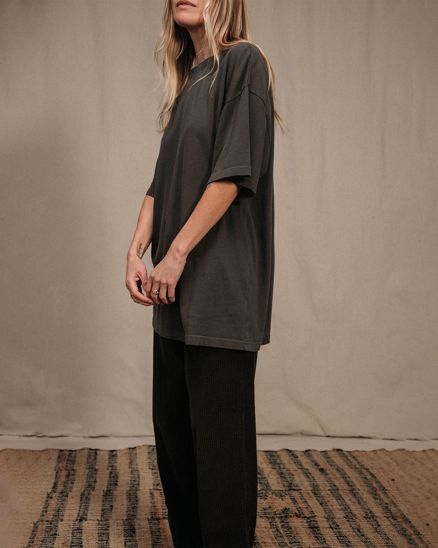 Heavyweight Tee – Junk Food Clothing