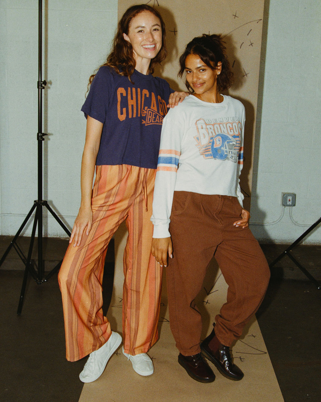 Women's Bears Dual Threat Mock Neck Crop Tee