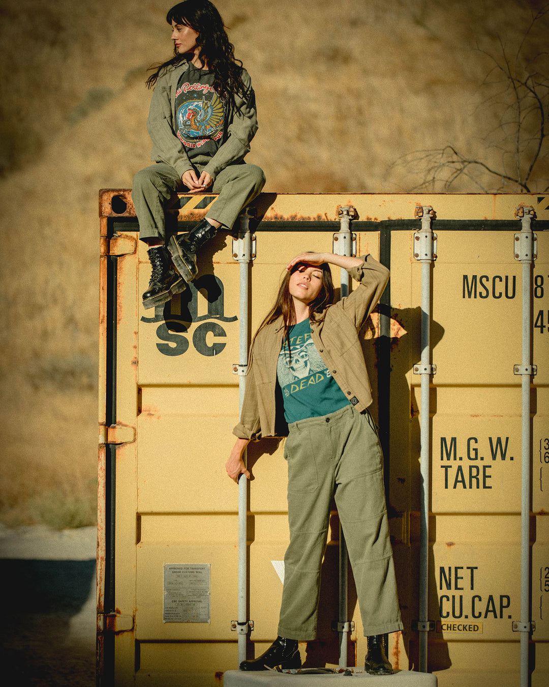 Women's Grateful Dead Oakland 1985 Vintage Tee