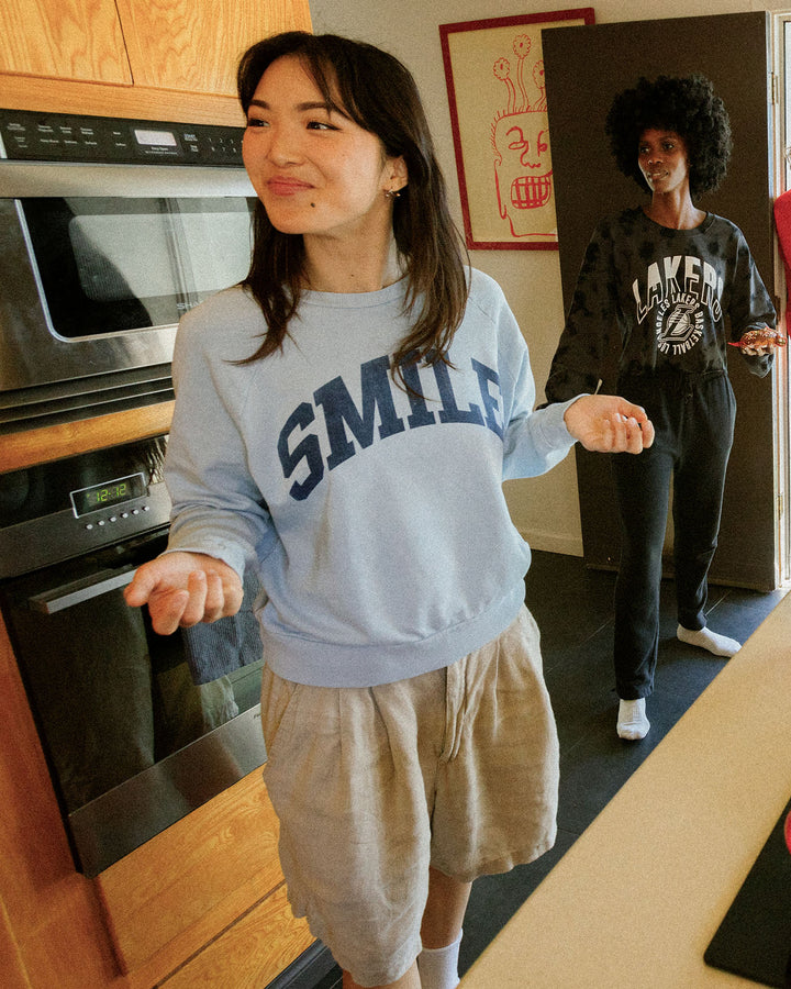 Women's Smile Vintage Raglan Pullover