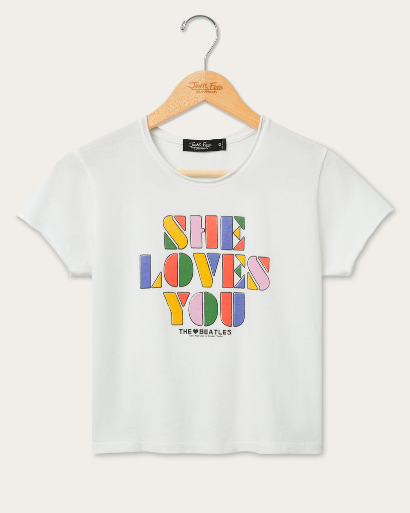 12WXBEA326_She_Loves_You_Vinta