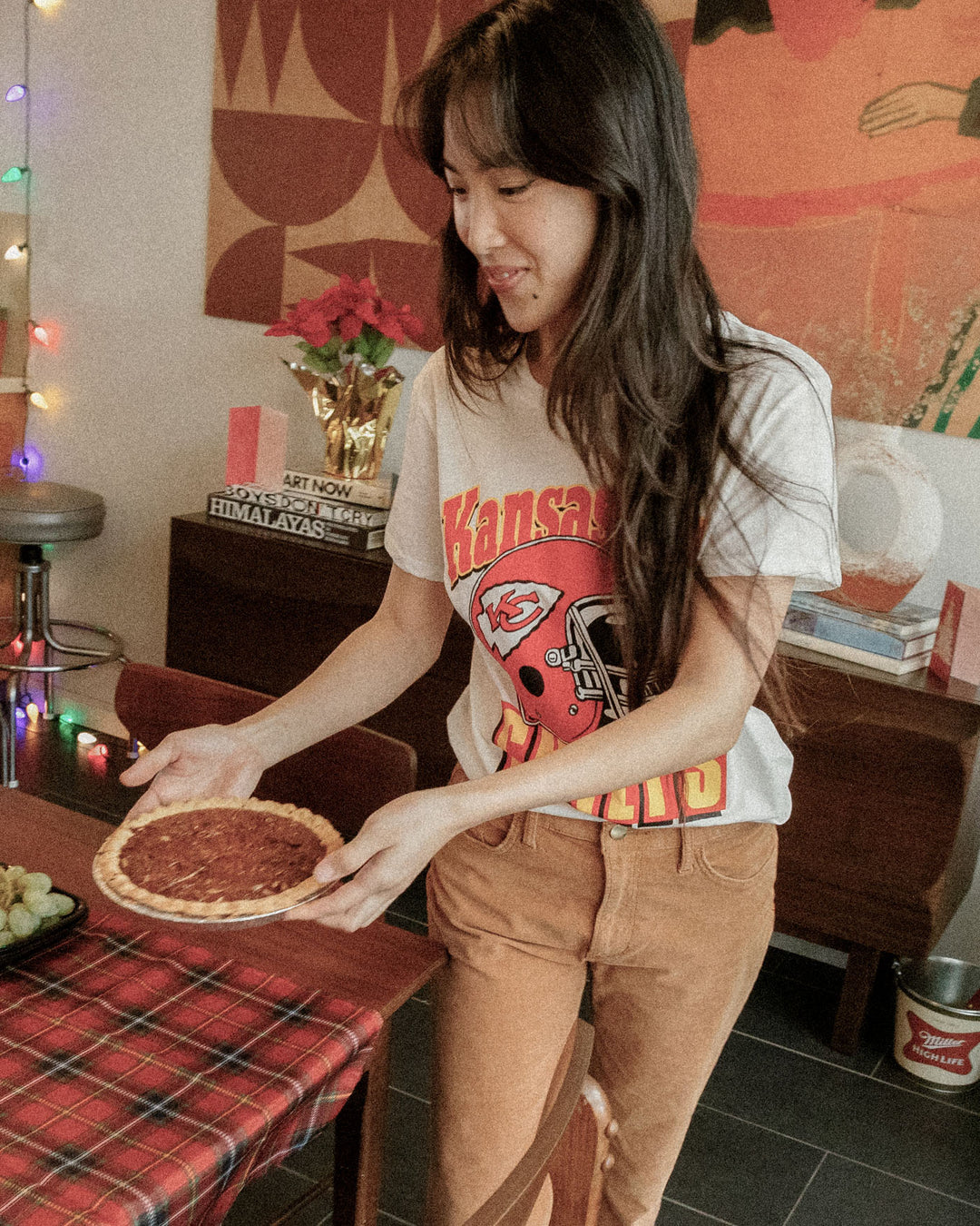 Women's Chiefs Helmet Girlfriend Tee