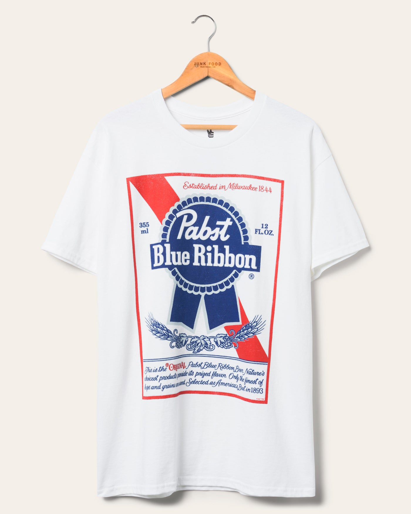Pabst Beer ホワイト Tシャツ Pabst Blue Ribbon Label Flea Market Tee | Junk Food Clothing