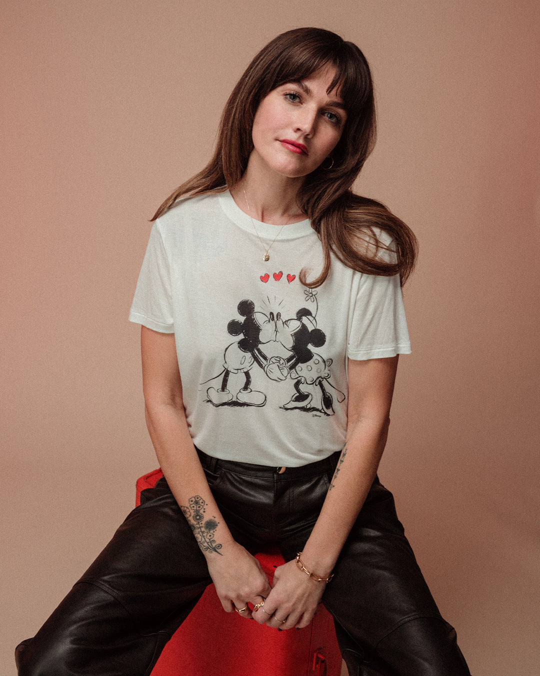 Womens Mickey and Minnie Kiss Vintage Tissue Tee