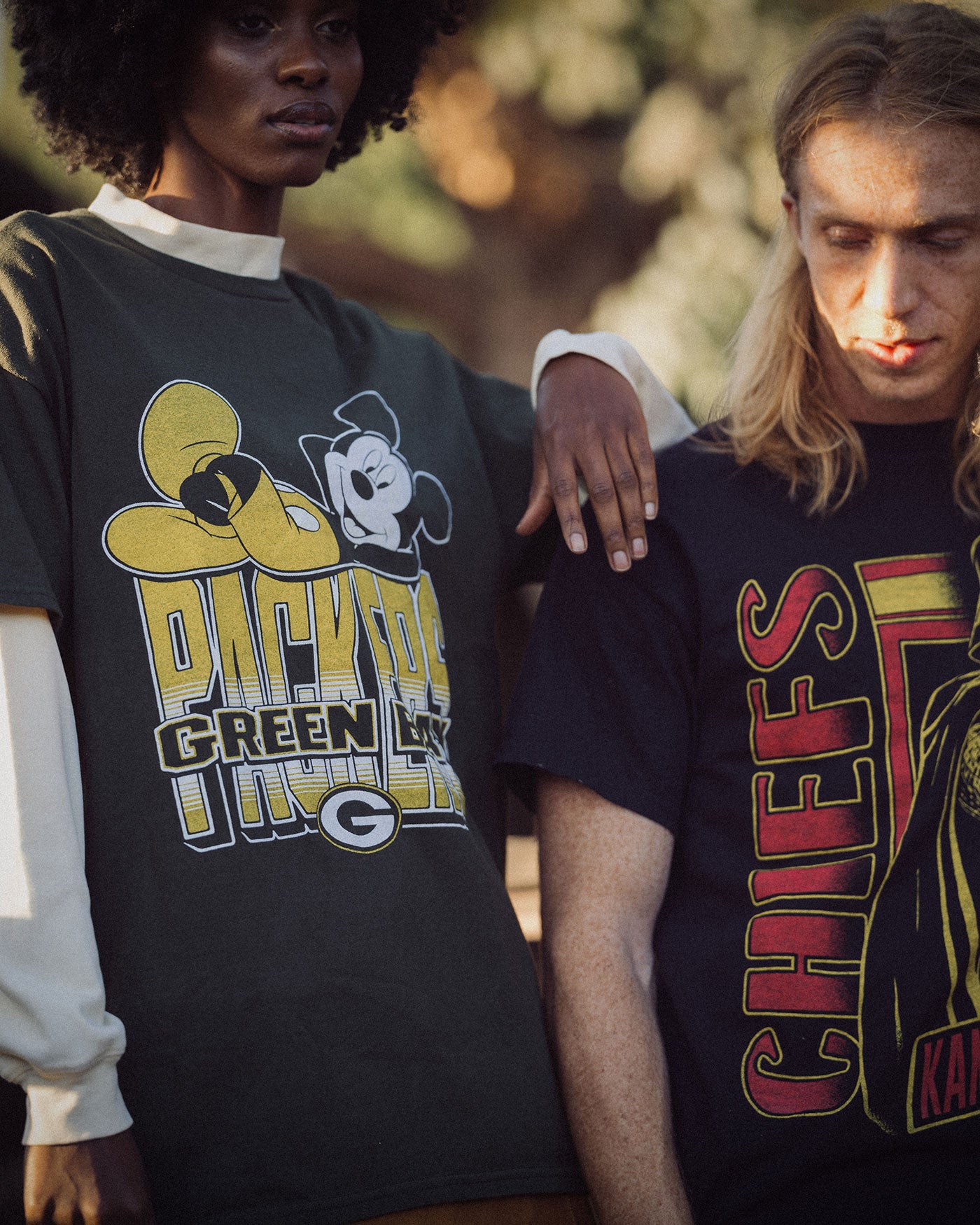 Green Bay Packers Mickey Kick Back Tee – Junk Food Clothing