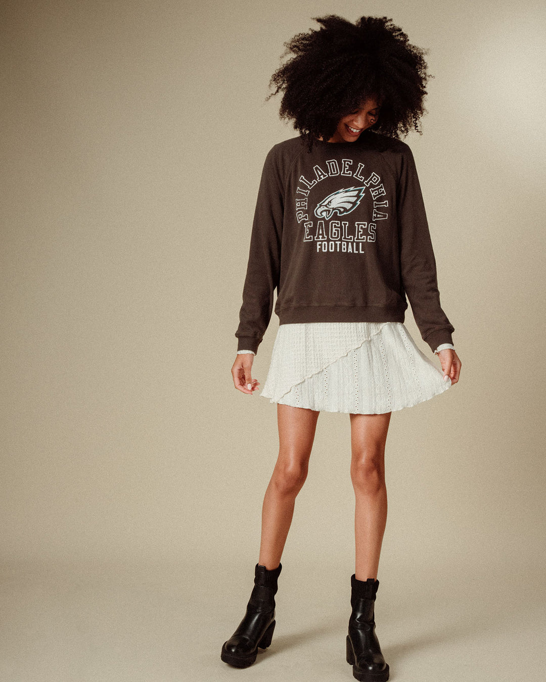 Women's Philadelphia Eagles Flocked Raglan Crew Fleece