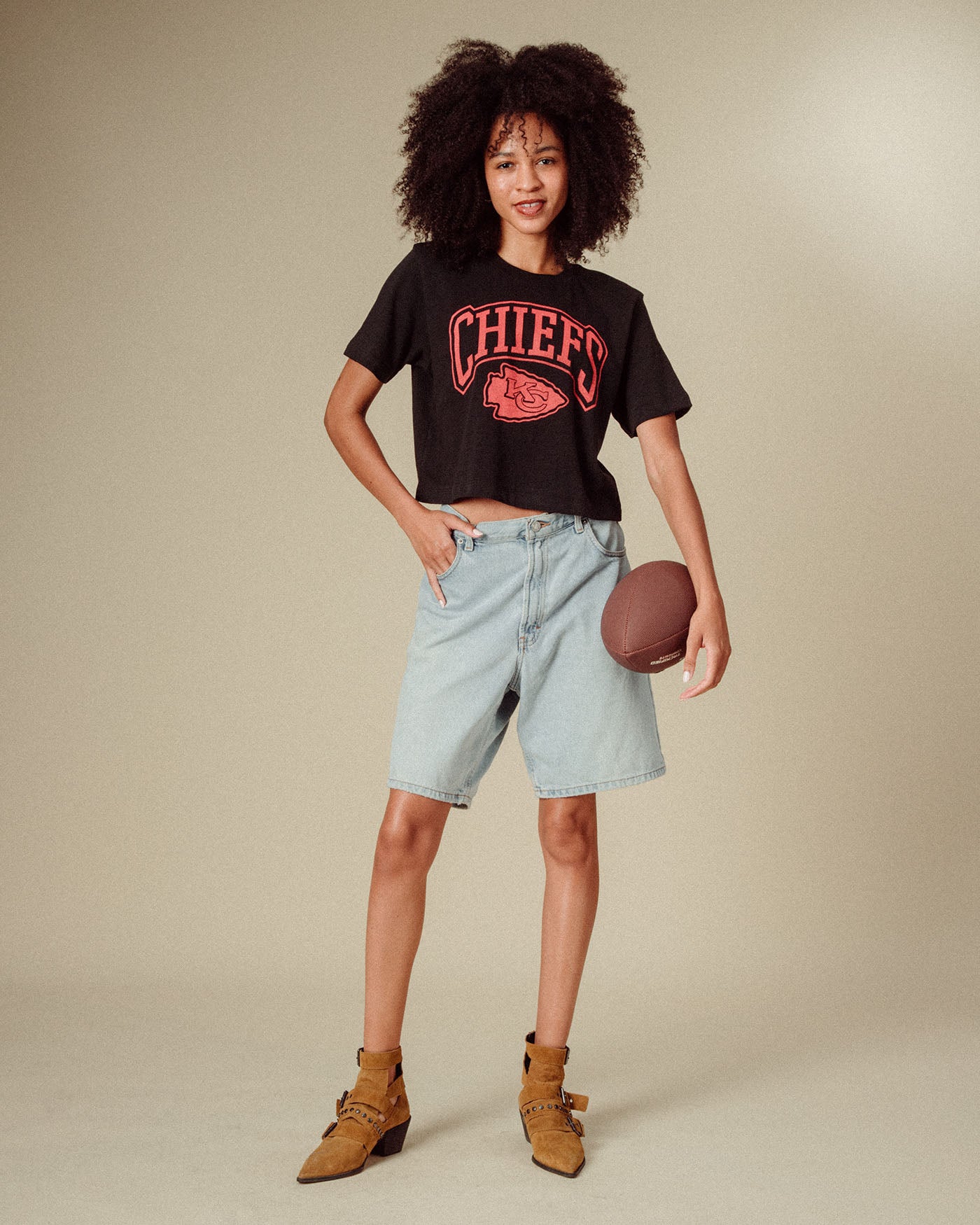 Women's Kansas City Chiefs Blitz Mock Neck Crop Tee – Junk Food