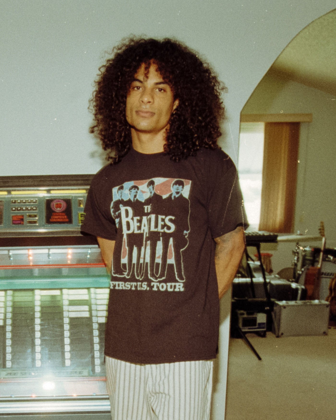 U.S Used Clothing THE BEATLES LET IT BE Tee Shirt アメリカ古着 ザ・ビートルズ レット・イット・ビー ロックバンド Tシャツ M ブラック