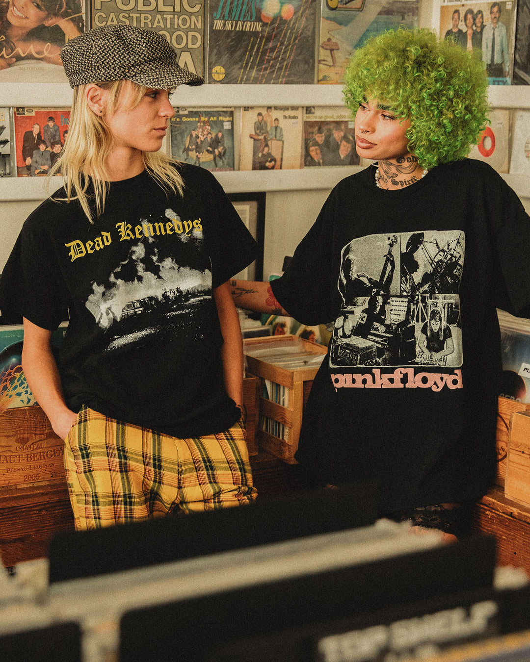 Autentica T-SHIRT BIANCA DEAD KENNEDYS Band Logo Invecchiato Vintage S Autentica T-SHIRT BIANCA DEAD KENNEDYS Band Logo Invecchiato Vintage S