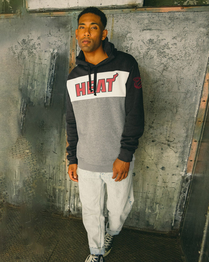 True Black/Heather Grey