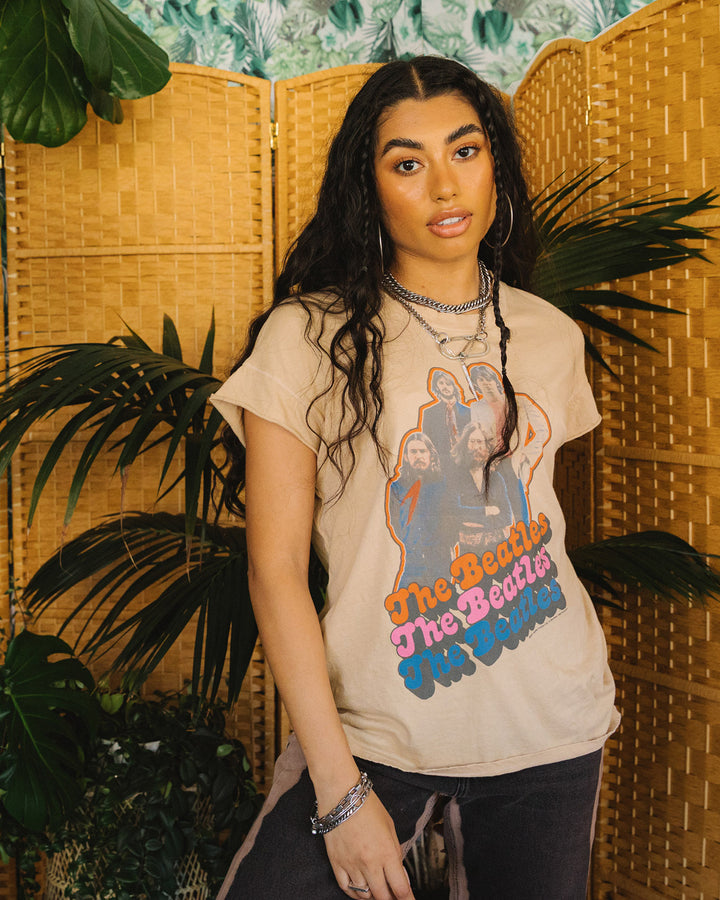 Women's The Beatles Group Pose Easy Tee